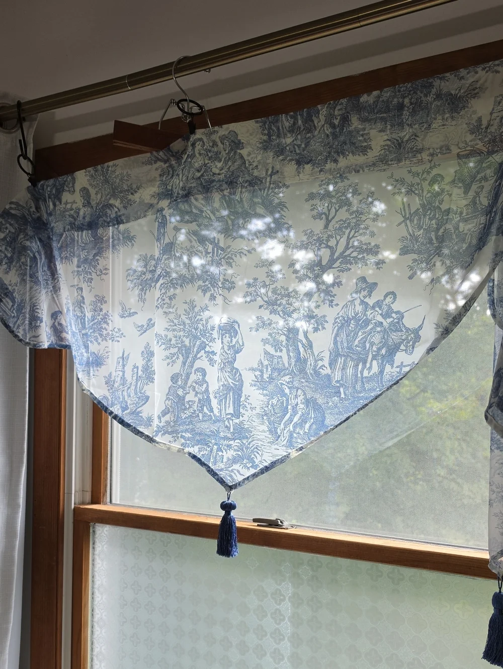 Waverly Blue Toile Valance Set Window Treatment with Tassel Classic